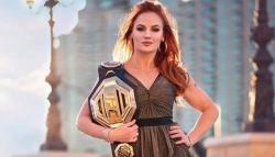 Punya Masa Lalu Mengerikan, Ini 5 Fakta Atlet UFC Cantik Valentina Shevchenko