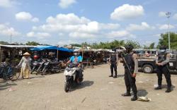 Polisi di Blora Gelar Patroli Bersenjata Cegah Kejahatan Jalanan