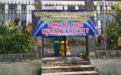 3 Bulan Gaji Belum Dibayar, Karyawan RSUD Cikalongwetan Protes