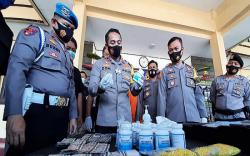 Nyambi Jadi Bandar Obat Terlarang, Satpam di Tasikmalaya Diringkus Polisi<