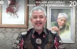 Raih Penghargaan UGM, Ganjar Pranowo: Ini Cambuk untuk Berkontribusi kepada Masyarakat
