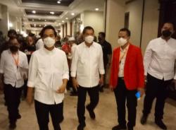 Debat Pilwalkot Solo, Gibran-Teguh Kompak Pakai Baju Putih, Bajo Serba Hitam