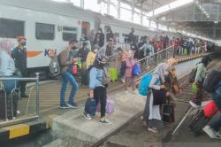  Antisipasi Meningkatnya Penumpang, Daop 6 Jalankan 27 Kereta Api Layani Libur Akhir Tahun