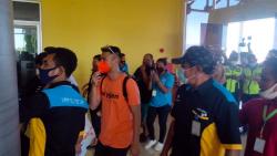 Raffi Ahmad, Nagita, Luna Maya dan Gisel Liburan Bareng ke Sumba Naik Pesawat Carteran<