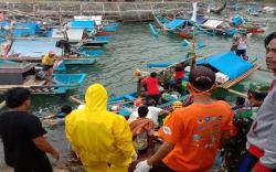 Tenggelam di Perairan Pantai Jayanti Cianjur, Seorang Nelayan Ditemukan Tak Bernyawa<