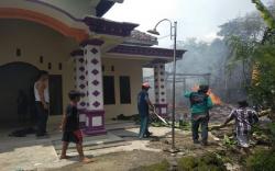 Rumah di Sragen Terbakar, 7 Kambing Mati Terpanggang hingga Uang Rp2 Juta Hangus
