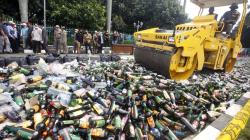 15.226 Botol Minuman Keras Hasil Operasi Pekat Dimusnahkan Satpol PP Bogor