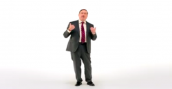 Apple Kembali Hadirkan PC Guy untuk Pamerkan Kinerja M1