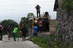 Ratusan Ternak Milik Warga di Daerah Rawan Erupsi Merapi Belum Diungsikan<