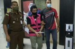 Tertangkap di  Ancol, Buronan Korupsi Rp7,2 Miliar Dijebloskan ke Lapas Sungai Penuh