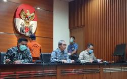 KPK Tahan Wali Kota Dumai Zulkifli Adnan