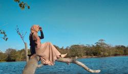 Indahnya Pantai Santolo Garut, Unik Ada Batu Karang Mirip Tanah Lot Bali