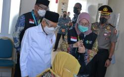 Wapres Ma'ruf Amin Tinjau Simulasi Vaksinasi Covid-19 di Cikarang, Ada Ridwan Kamil dan Terawan<