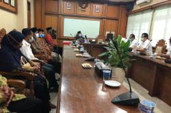  Jalan Tak Layak, Warga Banyuroto Tagih Janji Pemkab Kulonprogo  untuk Perbaikan 