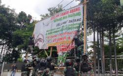 Buntut Pernyataan Pangdam Jaya, Hashtag #BubarkanFPI Masuk Trending Topic Twitter<