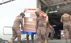 Video 120 Ton Bantuan Alat Kesehatan dari Singapura Tiba di Tanjung Priok