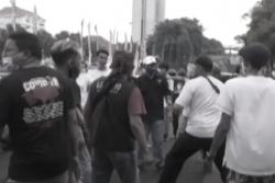Video Demo Tolak Kedatangan Habib Rizieq Ricuh di Surabaya<