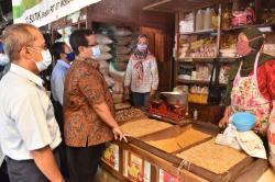 Percepat Pemulihan Ekonomi, Bupati Bantul Kampanye Gerakan Belanja UMKM <