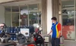 Video Polisi Tangkap 2 Pencuri Kotak Amal di Bogor<