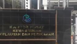 Video KPK Geledah Kantor Menteri Edhy Prabowo<