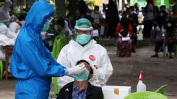 Ribuan Pelajar SMP Surabaya Jalani Swab Test sebelum Sekolah Tatap Muka