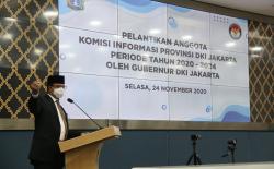 Anies Lantik 5 Anggota KIP Jakarta Periode 2020-2024<