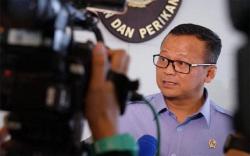Penampakan Menteri KKP Edhy Prabowo Ditangkap KPK di Bandara Soetta<