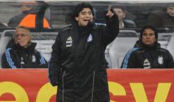 Diego Maradona Meninggal, Sejak Gantung Sepatu Sudah Bolak Balik ke Rumah Sakit