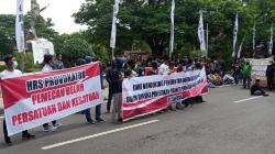 Aliansi Masyarakat Peduli NKRI Tolak Safari Habib Rizieq di Cirebon<