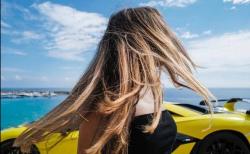 Tampilkan Perempuan Berpakaian Seksi di Iklan, Lamborghini Dikecam