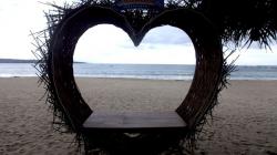 Suasana Sepi Pantai Jimbaran Bali akibat Pandemi