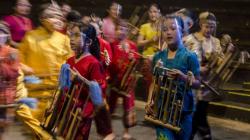 Alat Musik Angklung Dimainkan dengan Cara Apa? Ini Sejarahnya