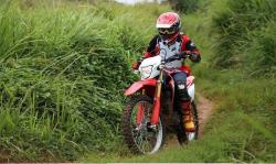 Touring di Jalan Off Road, Ini 5 Perlengkapan Wajib Digunakan