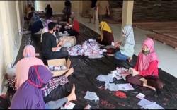 495 Lembar Surat Suara Rusak, KPU OKU: Pilkada Jalan Terus<