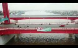 Spanduk Habib Rizieq Terpasang di Jembatan Ampera Viral, Polisi Cari Pembuat Video 