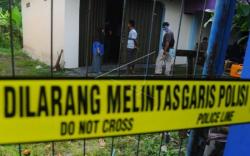 Penjaga Counter Handphone yang Ditangkap Densus 88 Simpan Senjata Khusus<