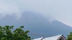 Gunung Ile Ape Meletus, Hujan Abu Vulkanis Guyur Lembata