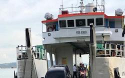 Jelang Libur Natal, Penumpang Kapal Feri Batulicin-Tanjung Serdang Sepi