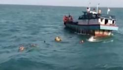 Video Kapal TNI AL Selamatkan 5 ABK KM Biliton di Perairan Pulau Bangka