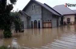 Video Banjir Masih Merendam 22 Kecamatan di Aceh Utara