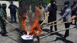 KPU Banda Lampung Bakar 1.767 Surat Suara Rusak