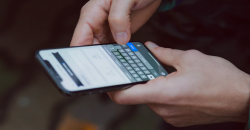 Simak Deretan Bisnis Menguntungkan dengan Modal Smartphone Saja