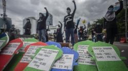 Ratusan Buruh Gelar Aksi Memperingati Hari Hak Asasi Manusia Internasional