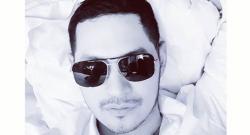 Evan Sanders Pamer Pose Ganteng Pakai Kacamata Hitam, Netizen: Aduh Enggak Kuat