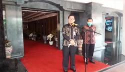 Kemendagri Kirim Radiogram kepada Khofifah soal Rangkap Jabatan Tri Rismaharini