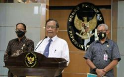 Respons Tuntutan Ridwan Kamil, Mahfud MD Siap Tanggung Jawab Persoalan Habib Rizieq<