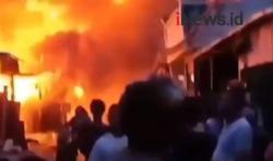 Video Kebakaran Pemukiman di Cengkareng Jakbar akibat Korsleting Listrik