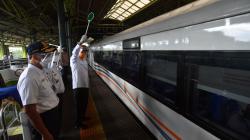 Menhub Cek Kesiapan Stasiun Gambir Hadapi Libur Natal dan Tahun Baru