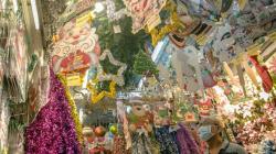 Penjualan Pernak-pernik Natal Tahun Ini Turun Drastis