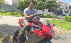 Gaya Keren Fiki Alman Adik Aldebaran, Netizen Gemas: Mas, Kok Ganteng Sih